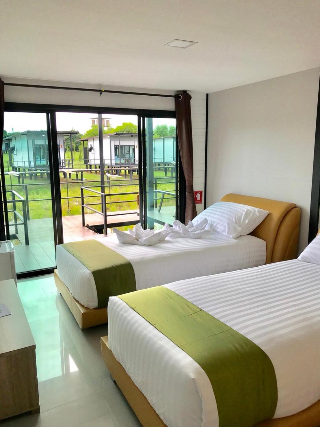 Mae On Village Resort Roi Et Exterior foto