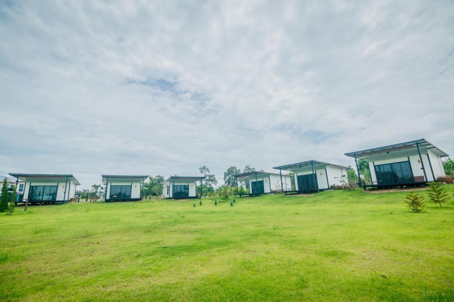 Mae On Village Resort Roi Et Exterior foto